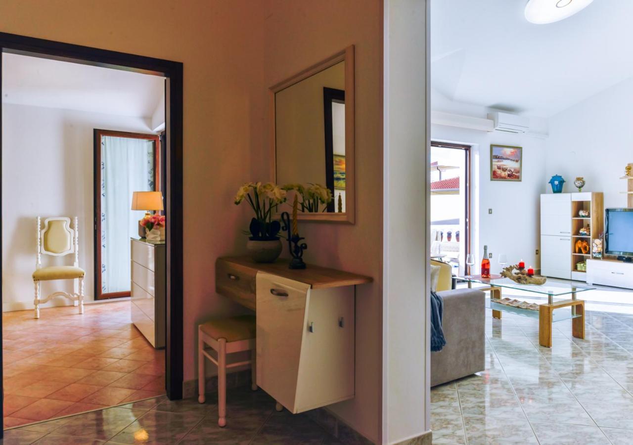Rosi Apartman *